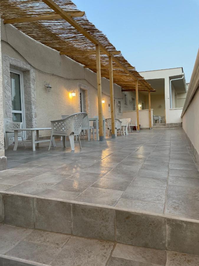 Apartamento Seaside Temporary House Leporano Exterior foto